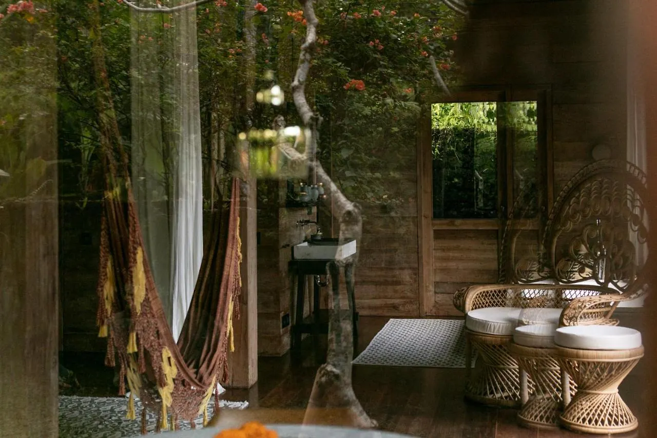 Joglo Manis Villa Ubud  Indonesia